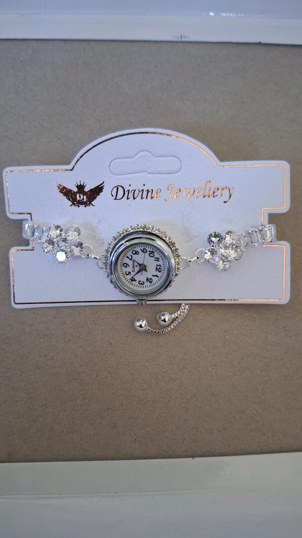 Divine Jewellery Crystal Flower Bracelet Watch for Women | Adjustable Slider Chain | Stylish Analog Wrist Watch