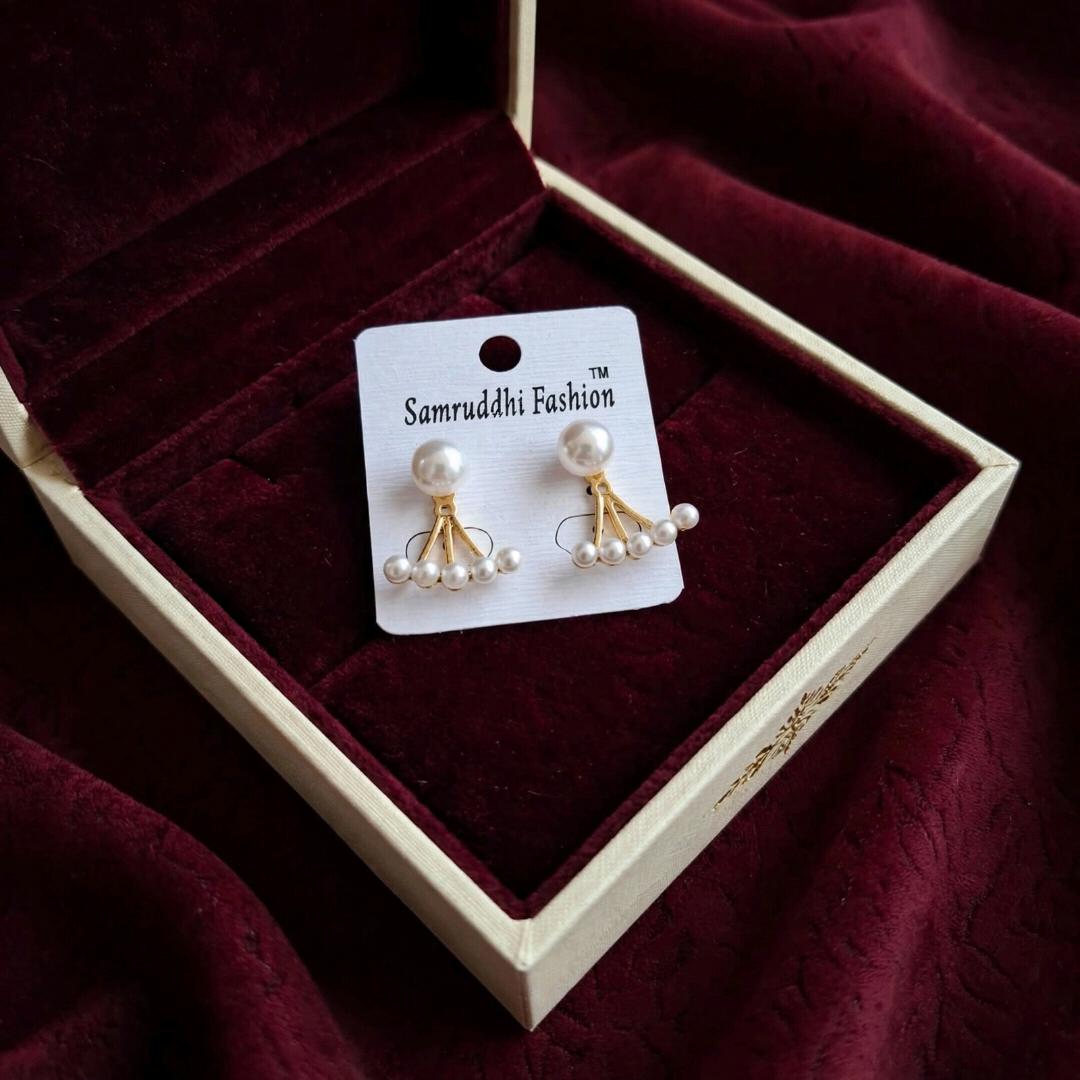 Elegant Pearl Fan Studs