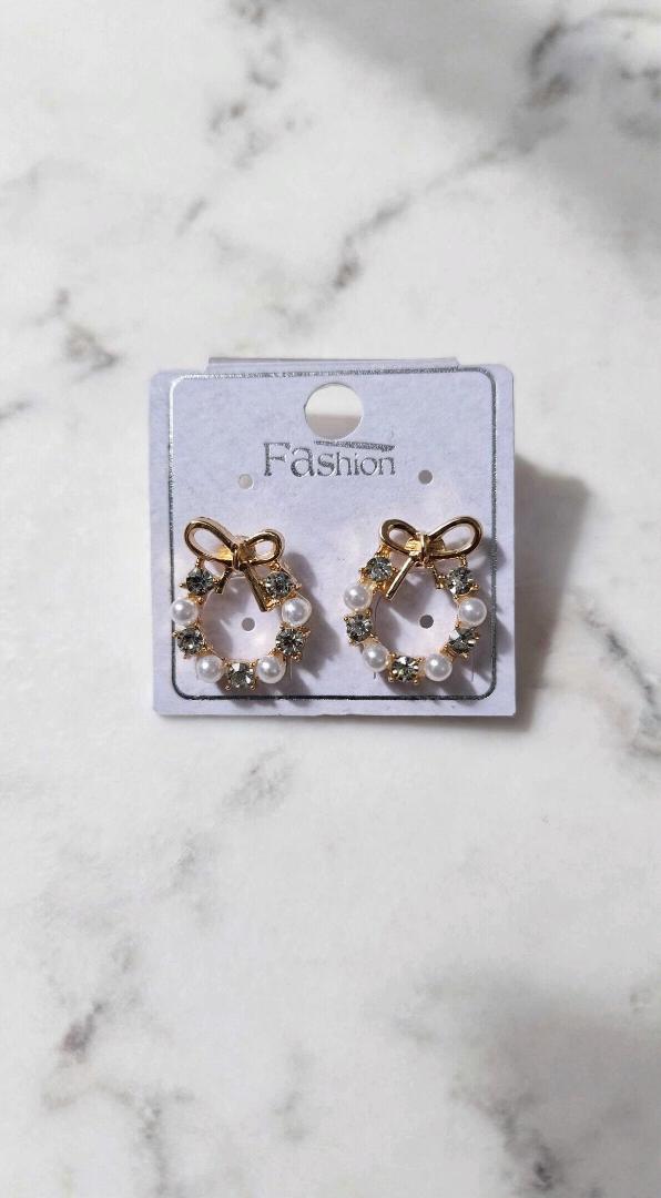 Gold Bow Wreath Pearl & Crystal Stud Earrings