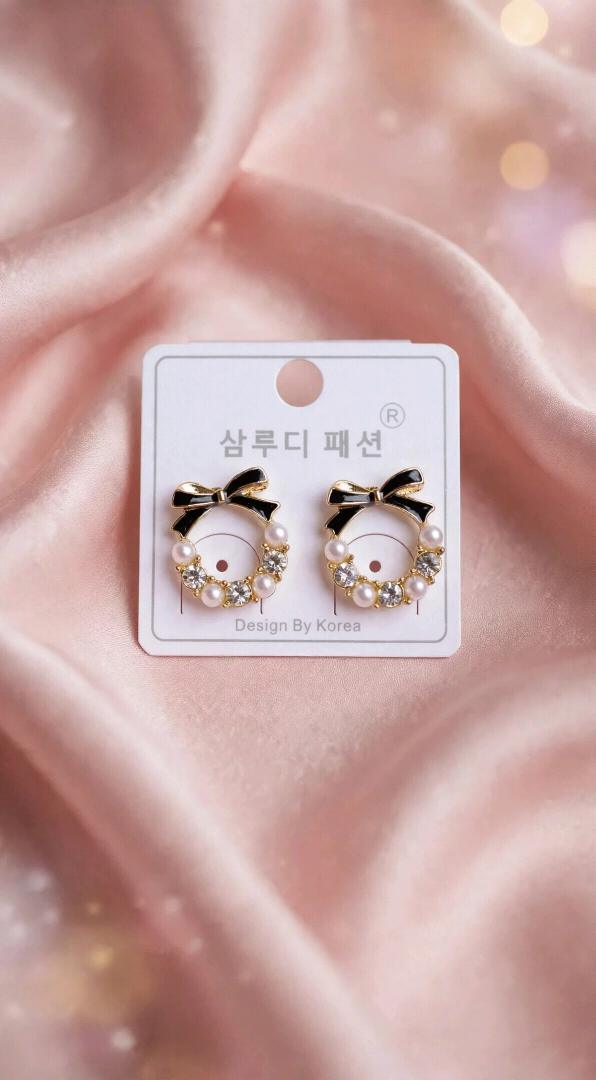 Korean Design Black Bow Pearl Wreath Stud Earrings