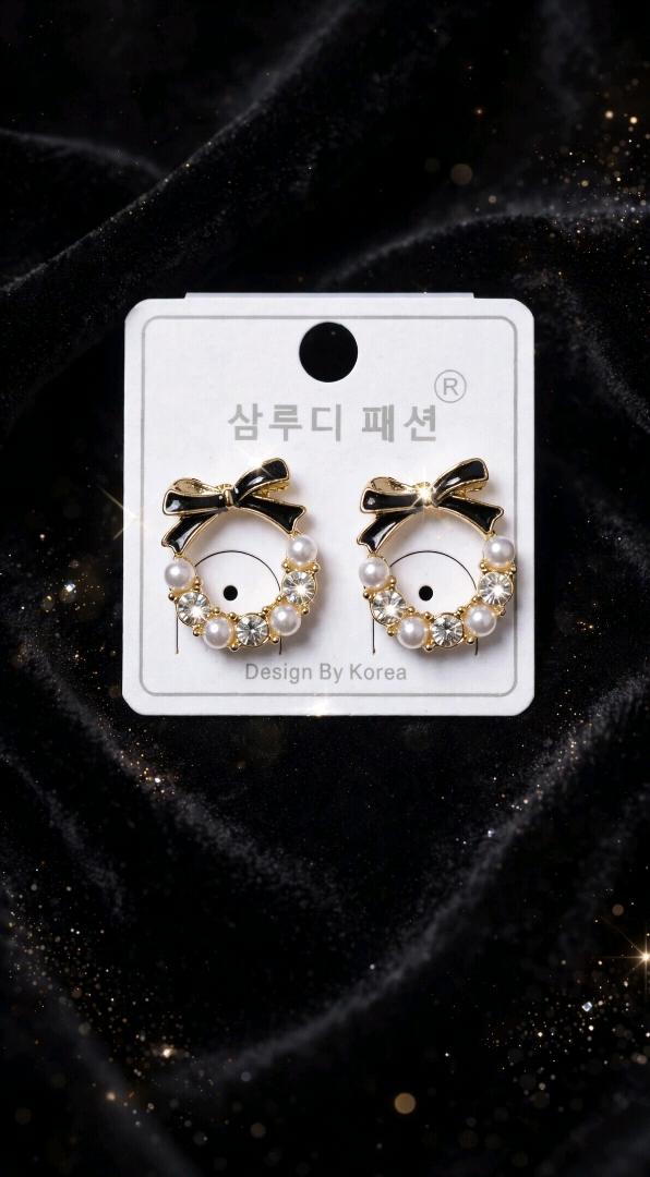 Korean Design Black Bow Pearl Wreath Stud Earrings