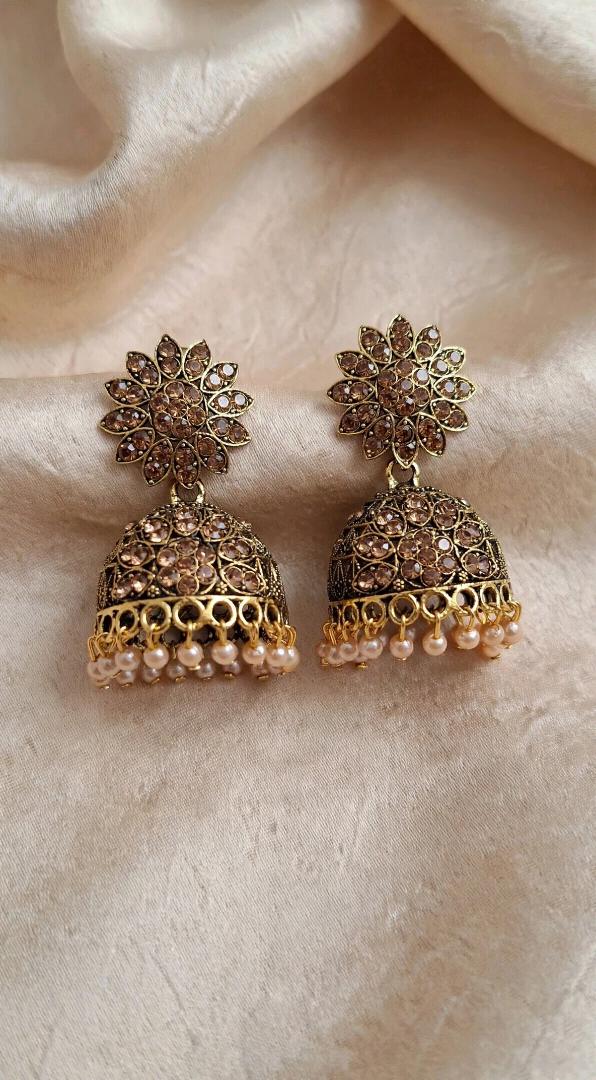 SAJKE® Gold Plated Champagne Stone Floral