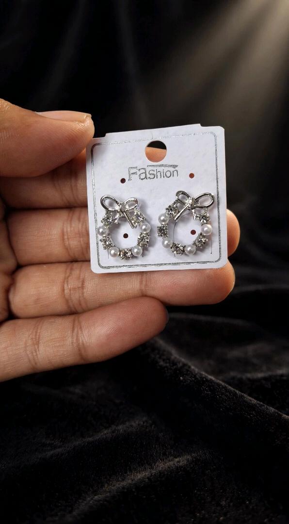 Silver Bow Wreath Pearl Stud Earrings - Fashion Korean Style