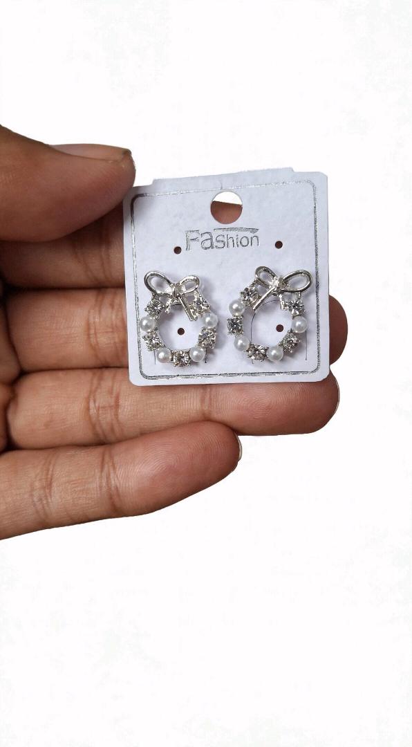 Silver Bow Wreath Pearl Stud Earrings - Fashion Korean Style