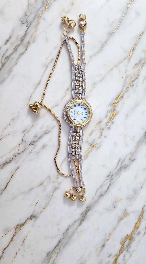 Women's Luxury Crystal Bracelet Watch - Gold Adjustable Chain Watch with Diamond Dial - Fashion Jewellery Watch for Girls
